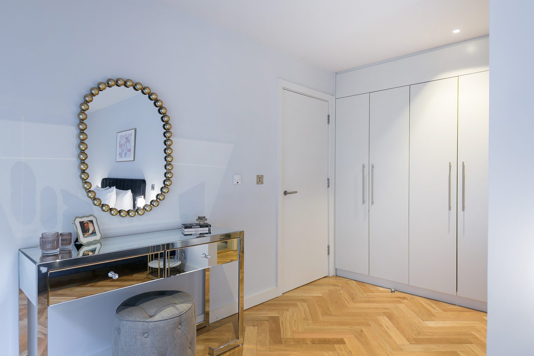 3 Bed interior — photo 25 of 31