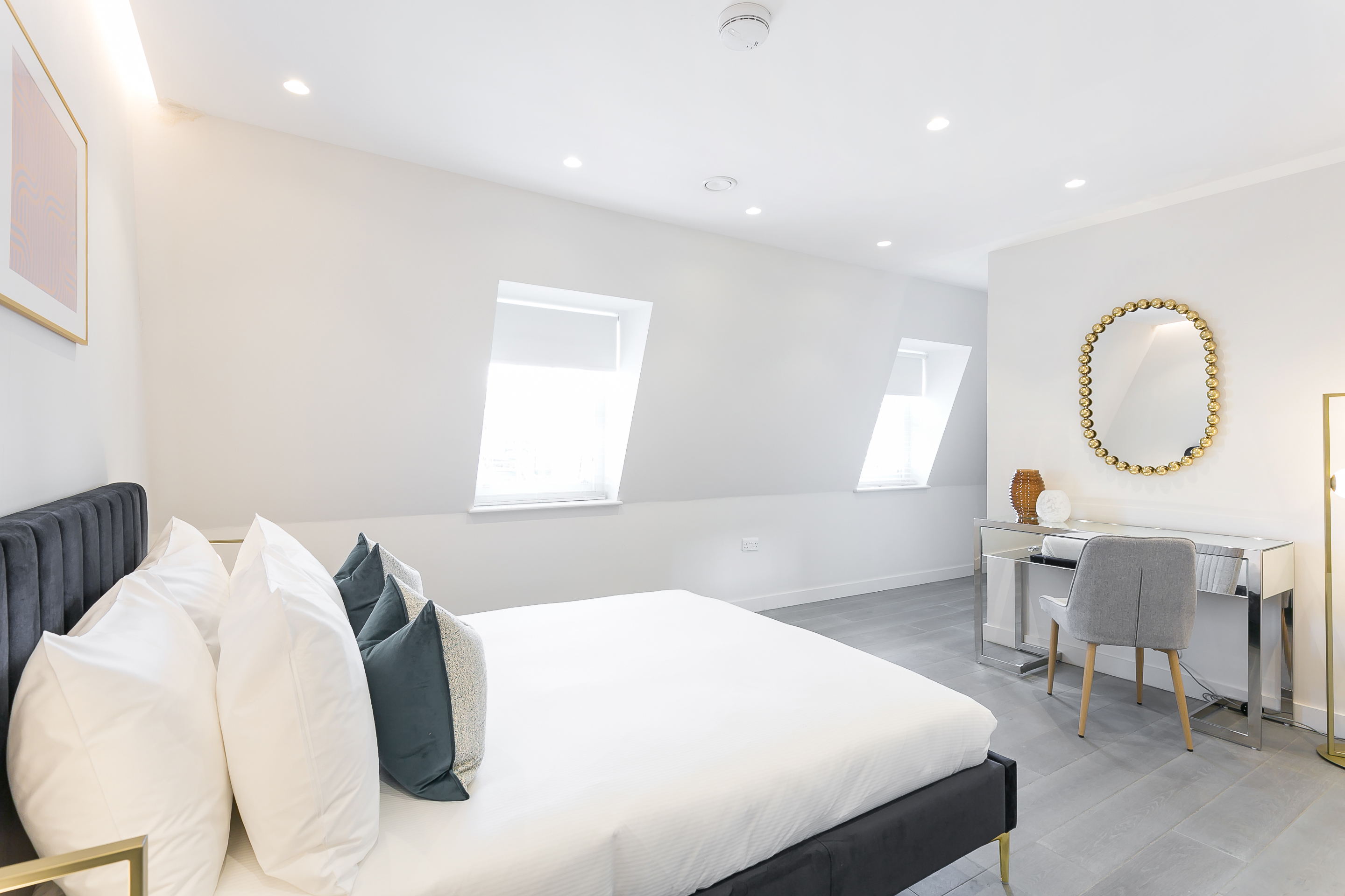 3 Bed Deluxe w/ Terrace interior — photo 22 of 25