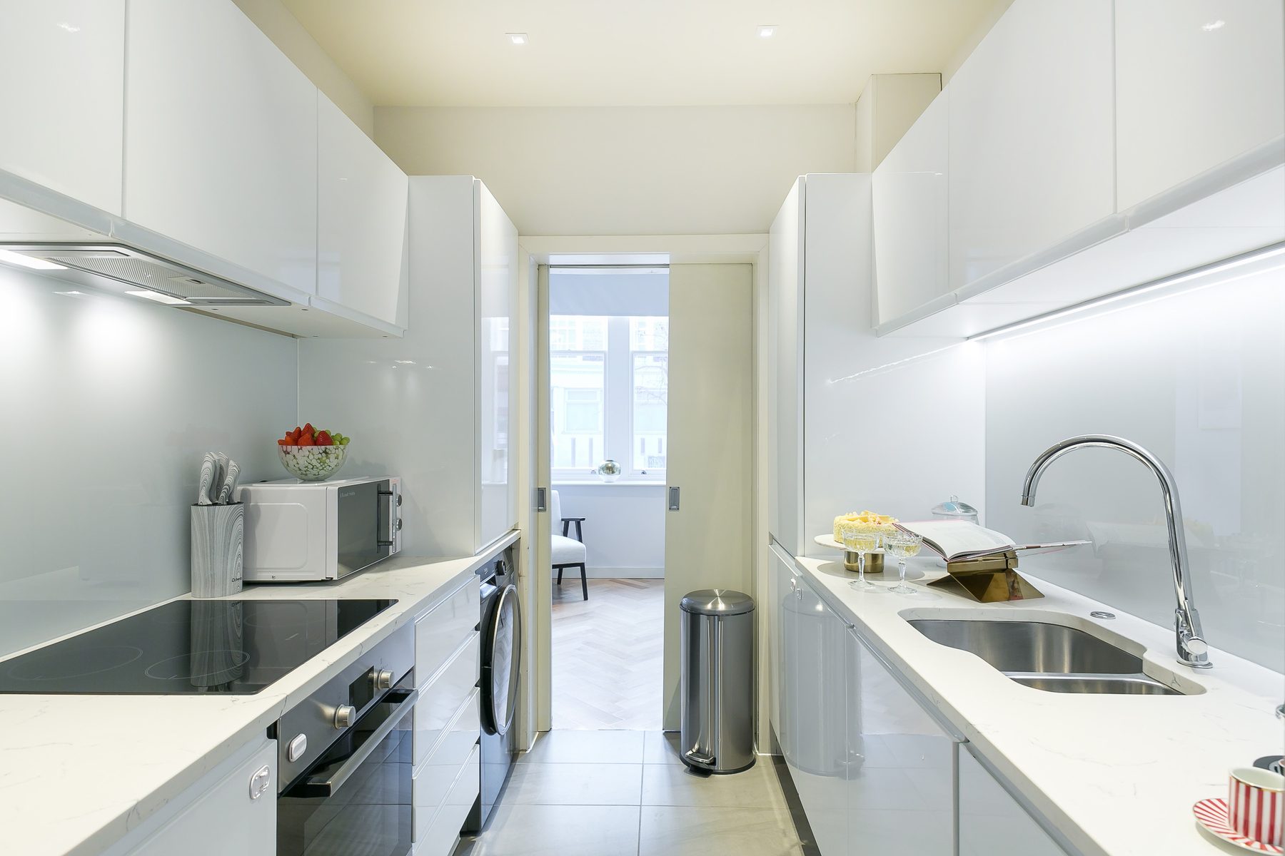 3 Bed interior — photo 6 of 31