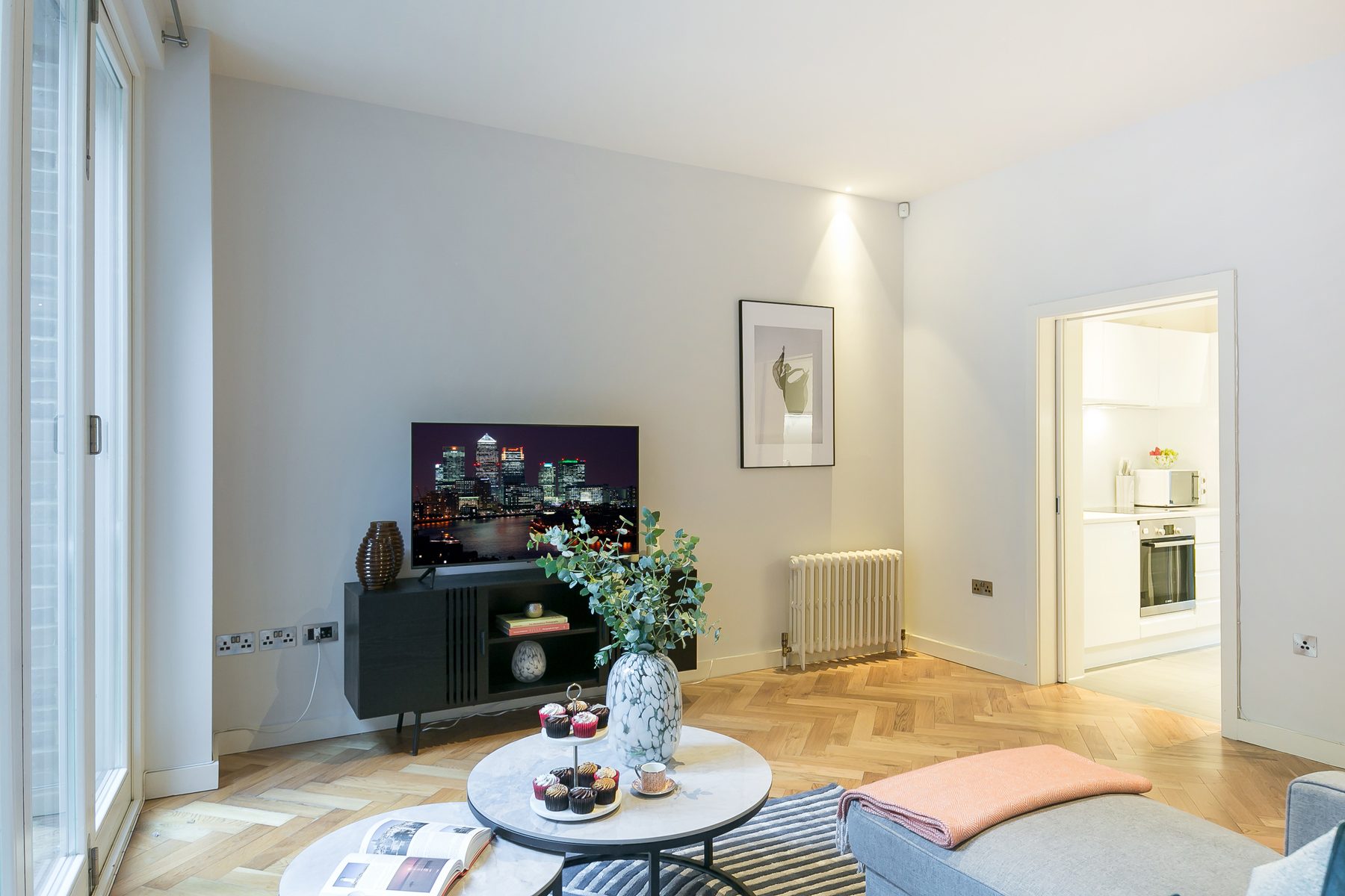 3 Bed interior — photo 3 of 31