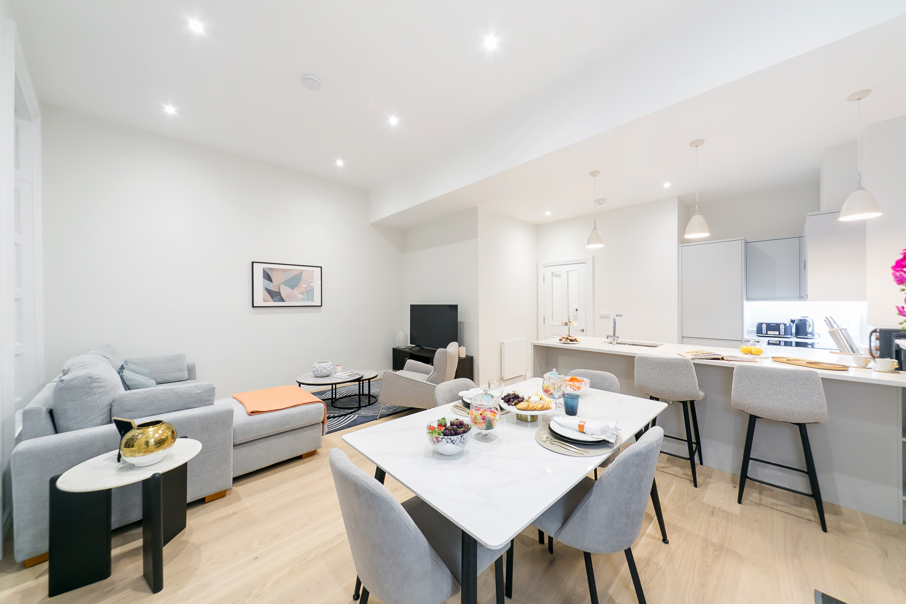 1 Bed Superior interior — photo 13 of 23