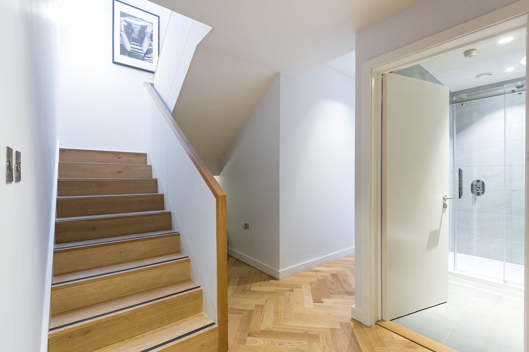 3 Bed interior — photo 13 of 31