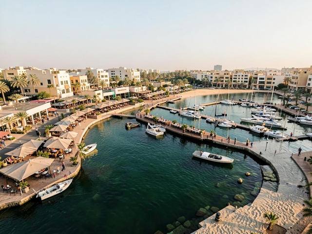 Al Raha Beach, Abu Dhabi